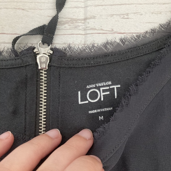 loft womens m grey tee chiffon top rayon business - Picture 3 of 4